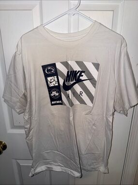 Nike Penn State graphic tshirt